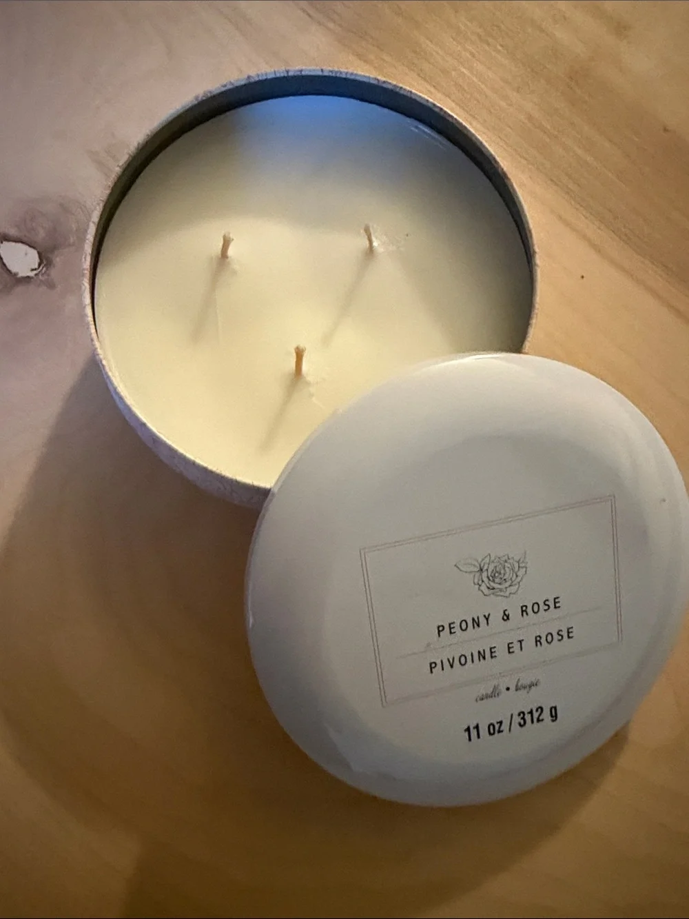 Ashland 3-Wick Candle in Cream White